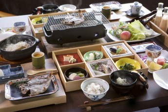 朝食