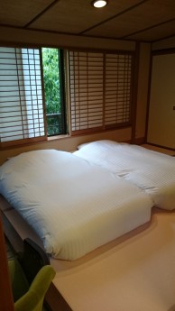ローベッド